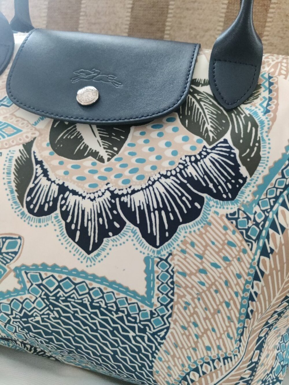 *SOLD* Longchamp Le Pliage NEO Canvas Bag Limited Edition Print in BLUE - Picture 3 of 8